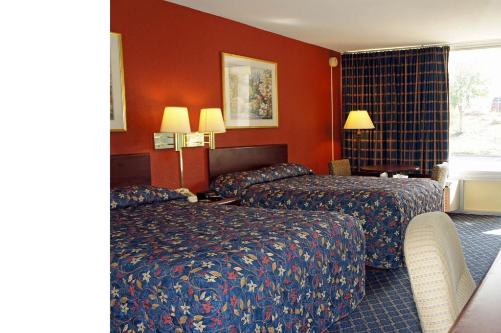 Rodeway Inn Крествью Номер фото